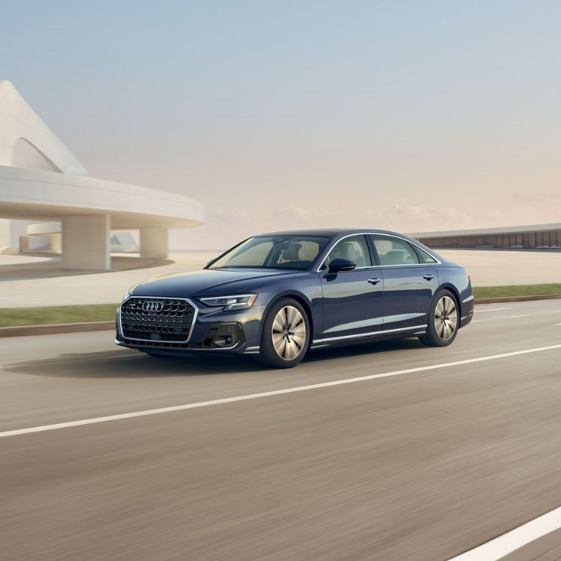 2024 m. Audi A8