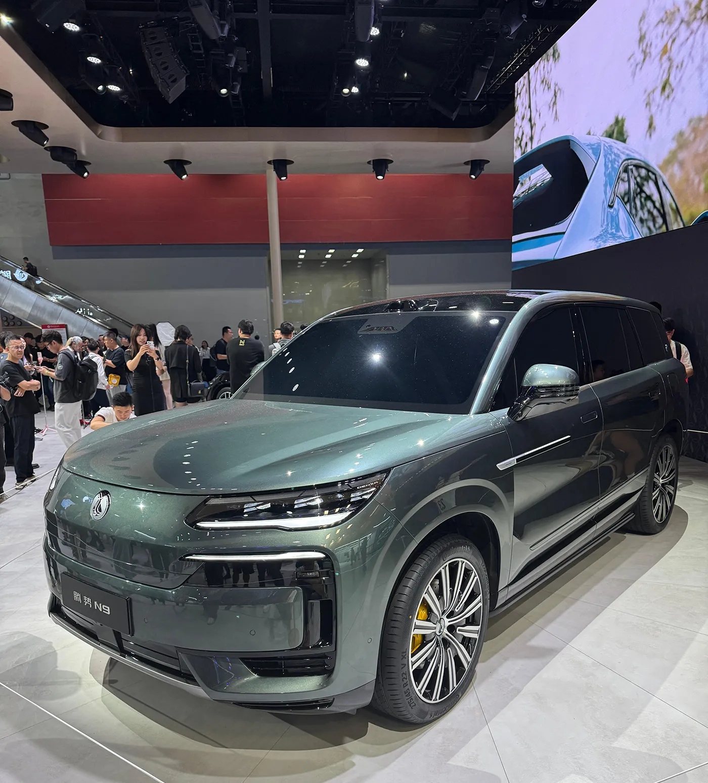„Denza N9 Black Warrior Edition“ su „Black Exterior Kit“ oficialiai atidengta - dabar galima įsigyti