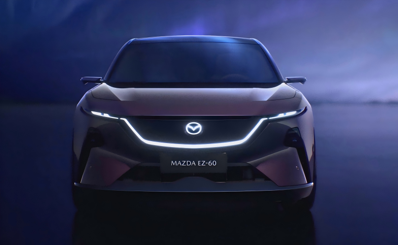 Oficialūs „Mazda EZ“ vaizdai - 60. Dizainas yra ypač futuristinis. Pirmąjį debiutą jis debiutuos balandžio 23 d.