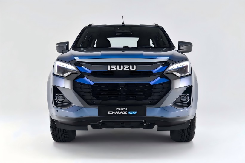 „Isuzu“ išskiria oficialius viso elektrinio pikapo „D-Max EV“ vaizdus su dviejų motorinių visų ratų pavaros pavara
